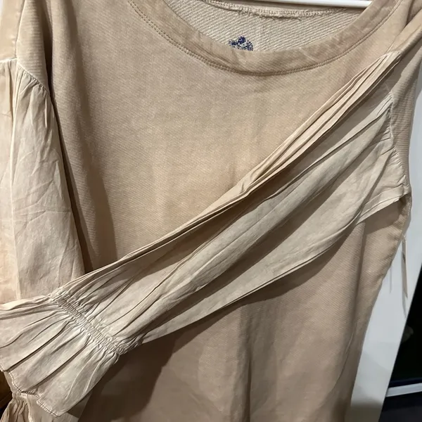 Anthropologie Beige Balloon Sleeve Top - Image 4