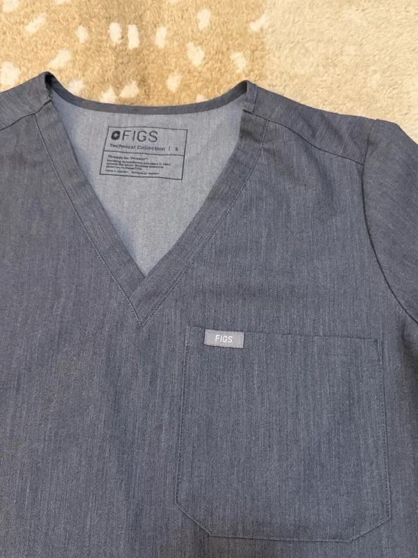 FIGS Technical Collection Gray Scrub Top Women’s Small V Neck Medical Uniform - Image 6