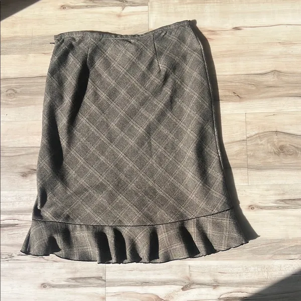 Brown Plaid Women's Skirt Gray Size 2 - Image 5
