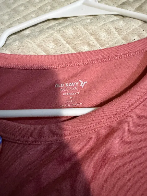 Old Navy Active Tunic Split Hem Tahirt - Image 2