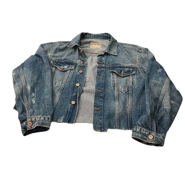 Free People Distressed Denim Jacket Cut-Off Frayed Edge Cropped Oversized sz S - Image 2