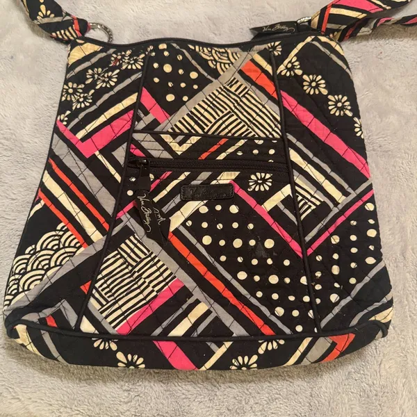 Vera Bradley Northern Stripes Crossbody Bag Quilted‎ Black White Pink - Image 2