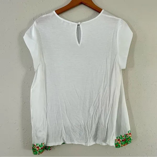 🦋 Charming Charlie White Floral T-Shirt Blouse Large - Image 2