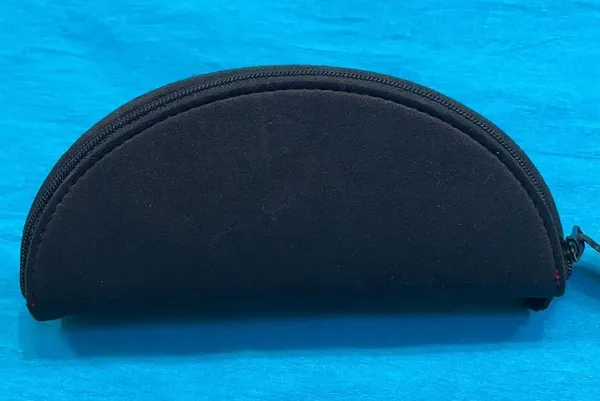 Ralph Lauren sunglasses case - Image 2