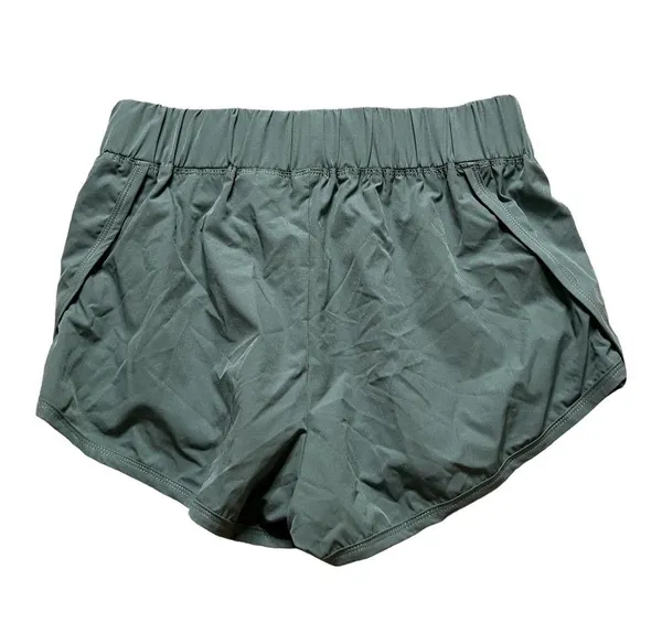 Halara High Waisted Dolphin Hem Casual Shorts 2” Medium Women’s Moon Ice Blue. - Image 3