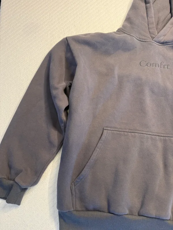 Comfrt hoodie  - Image 4