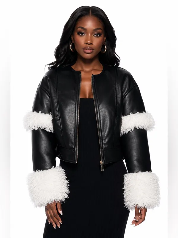 NEW AKIRA “Aspen Glow Up” Faux Fur Coat – Black – Size Large - Image 3
