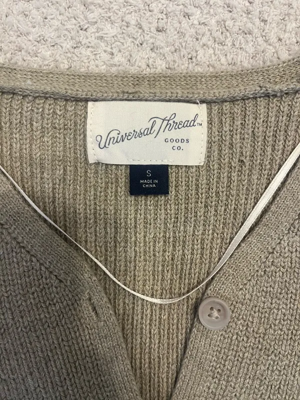 Universal Threads Sweater Vest - Image 4