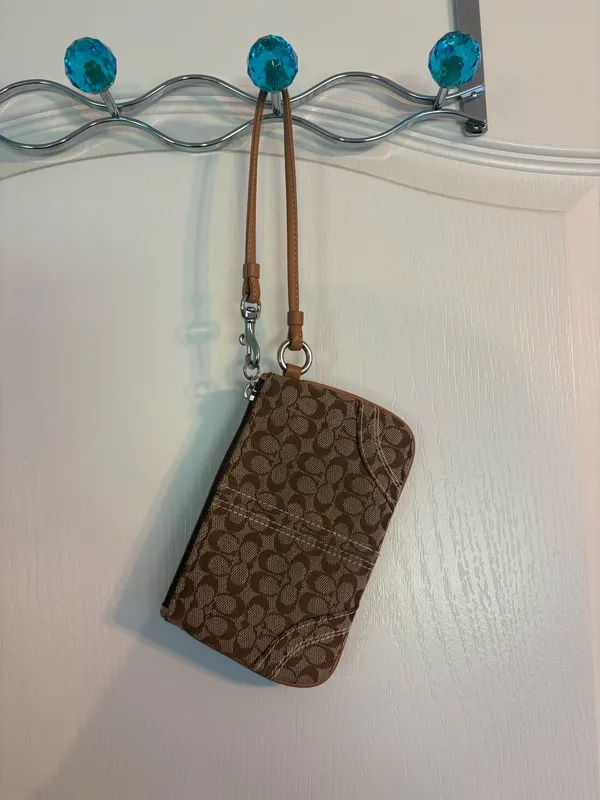 Vintage Brown Coach Bag - Image 5
