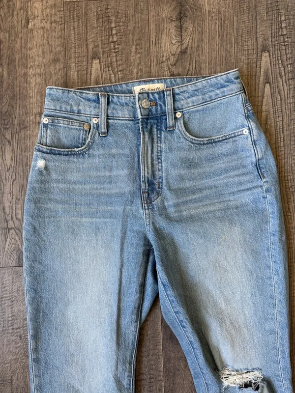 Madewell The Curvy Perfect Vintage Jean in Coney Wash- Size 26 - Image 5