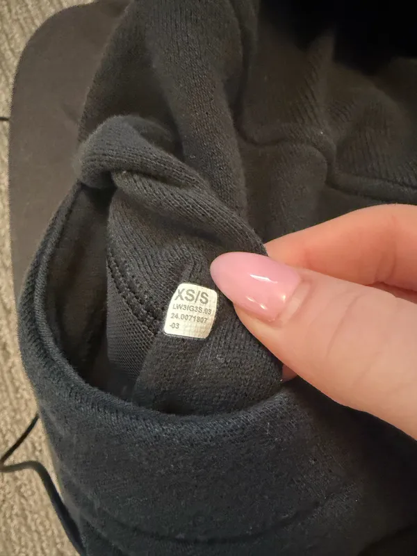 Lululemon Scuba Half-Zip Hoodie - Image 4