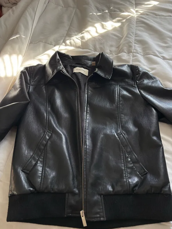 Babaton bomber jacket aritzia  - Image 3