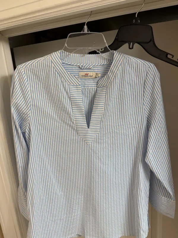 Vineyard vine striped 3/4 sleeve shirt - Image 9