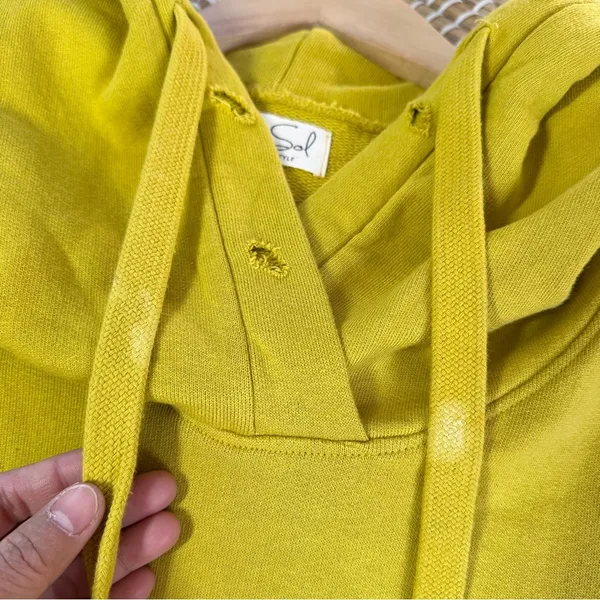 Niyama Sol Women’s Sleeveless Destroyed Hoodie Pullover in Chartreuse Yellow XL - Image 9