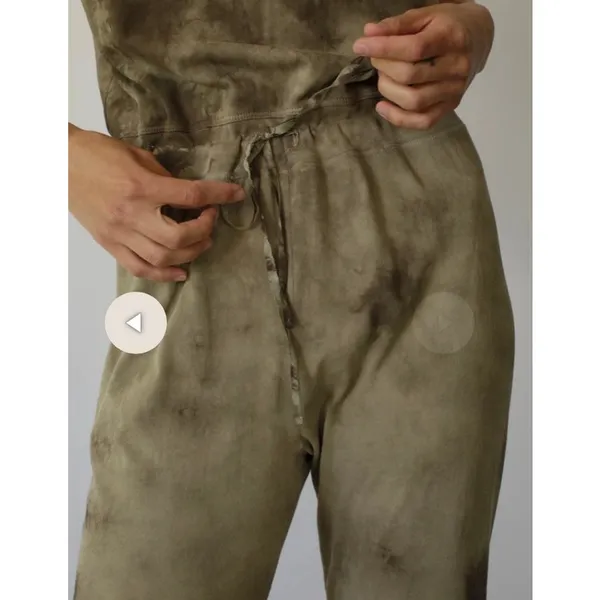 Raquel Allegra Jersey‎ Shortsleeve Jumpsuit in Army Green Size 0 = US XS - Image 14