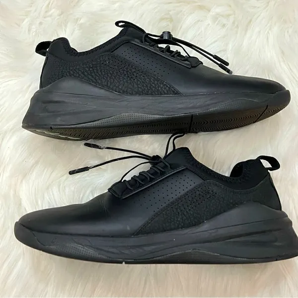 Clove Core Classic All Black Option M/7.5 W/9 - Image 2