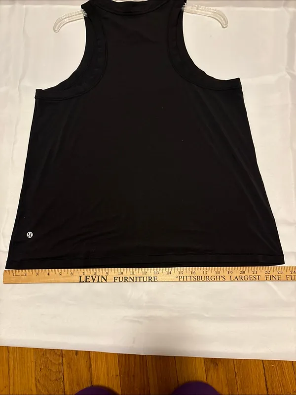 Lululemon Fast As Light Muscle Racerback Tank Size 10-12 See measurements - Image 6