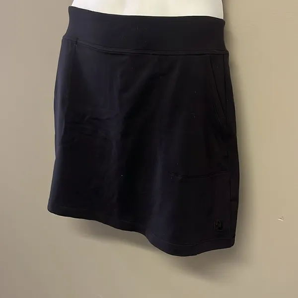FootJoy Women’s Black Golf Skort with Built in Mesh Shorts with Pockets- Medium - Image 2