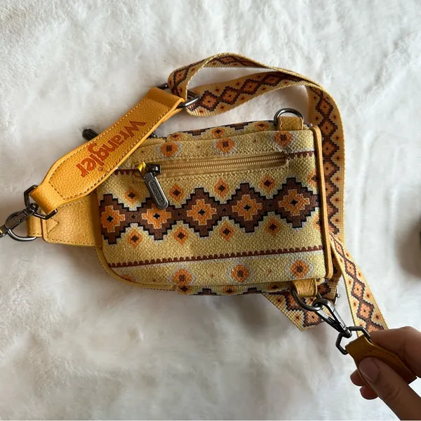 Wrangler Crossbody Bag with Card Wallet Aztec Sling Bag Yellow NEW - Image 12
