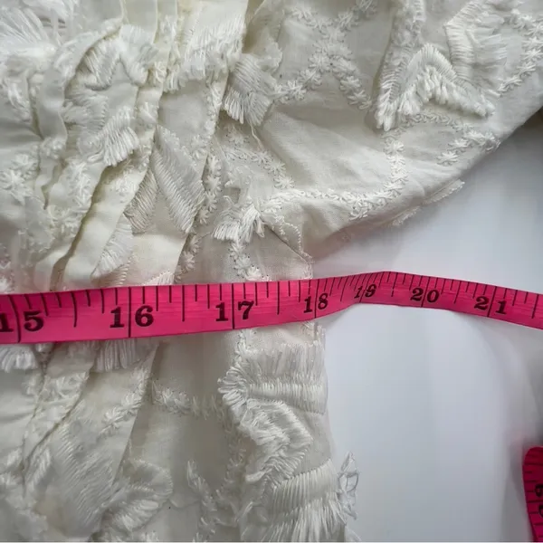 FARM RIO Star‎ 3D Embroidered Blouse in Off White - size S - Image 13