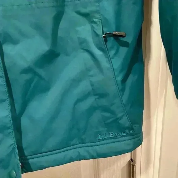 L.L. Bean Women’s Primaloft Insulated Ski Snowboard Jacket Waterproof Size Small - Image 2