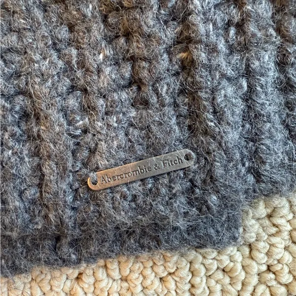 Abercrombie & Fitch Women's Gray Turtleneck Sweater Size Small Knit Cozy Comfy - Image 8