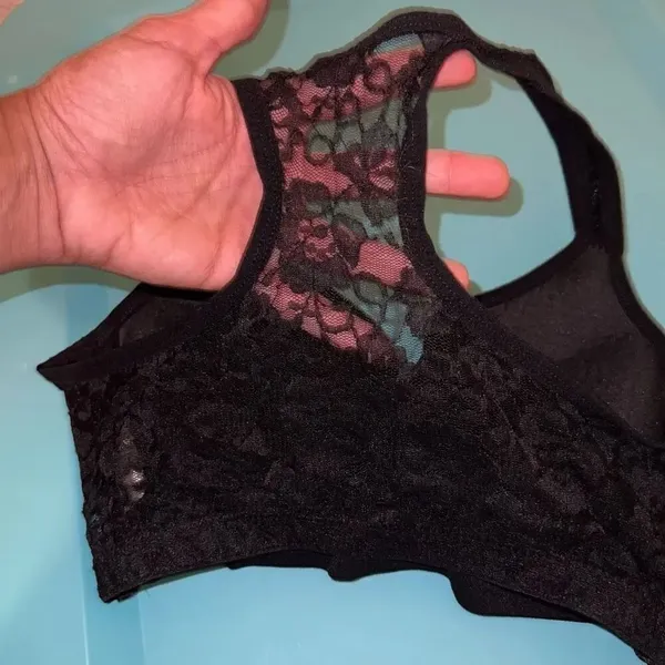 LA gear Lacy goth sexy sports bra size M - Image 2