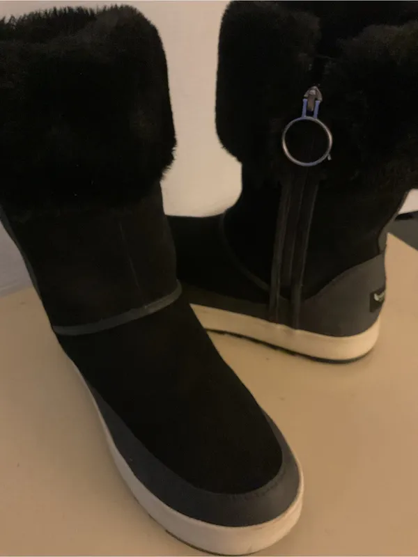 Koolaburra by Uggs women Black Suede leather fur Tynlee waterproof boots US 9 - Image 12