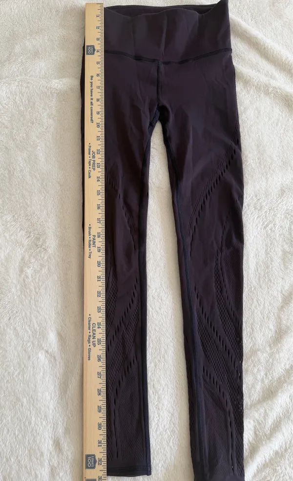 Lululemon Women Sz 4 Reveal Tight Precision 25” Bosenberry - Image 9