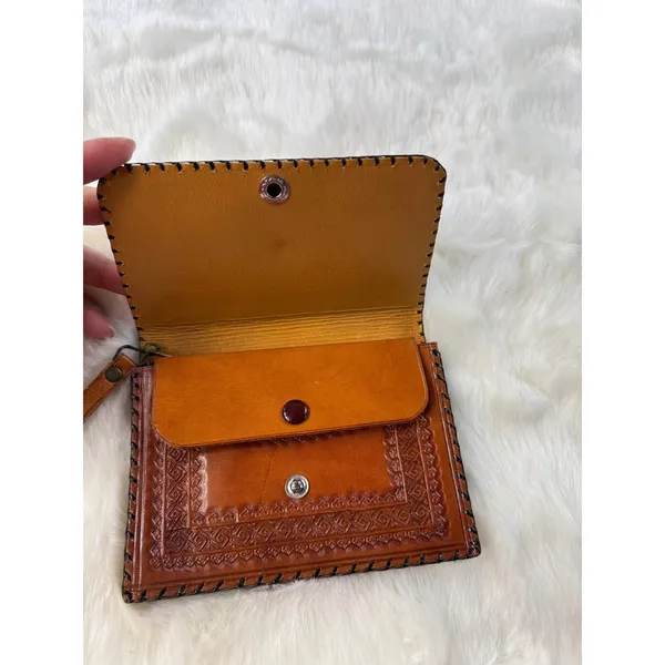 Vintage Tooled Leather Clutch Wallet MEXICO‎ Wrist Strap Brown Snap Closure - Image 3