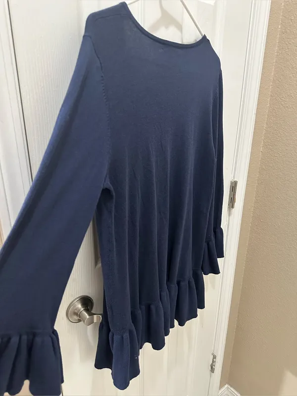 LILLY PULITZER Adela Ruffle Sleeve & hem shirt size Large - Image 9