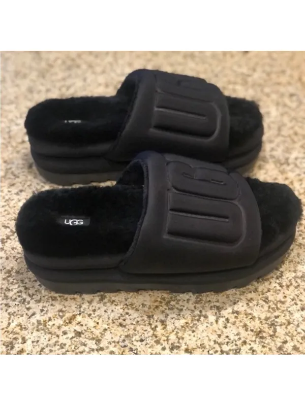 UGG Women’s Maxi Graphic Slide Slippers women’s size 9 - Image 3
