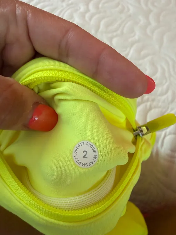 Lululemon Speed Shorts 2.5" - Image 3