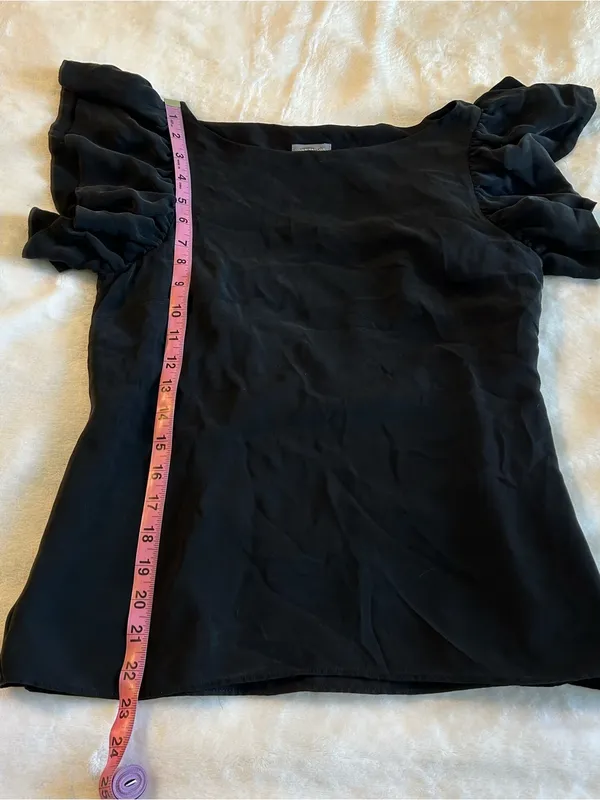 Ann Taylor black silk blouse ruffle flutter short sleeves size S minimalist - Image 9
