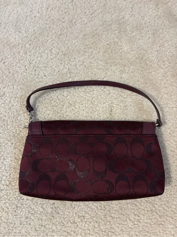 Coach Burgundy Signature Turnlock Shoulder Bag - Image 2