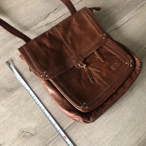 The Sak Ventura convertible leather bag - Image 8