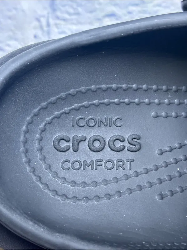 Classic Crocs Mega Crush Platform Slip On Clogs Sandals W9 M7 Black - Image 11