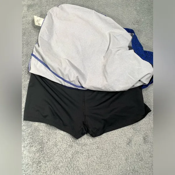 Patagonia Blue Patterned skort medium - Image 7