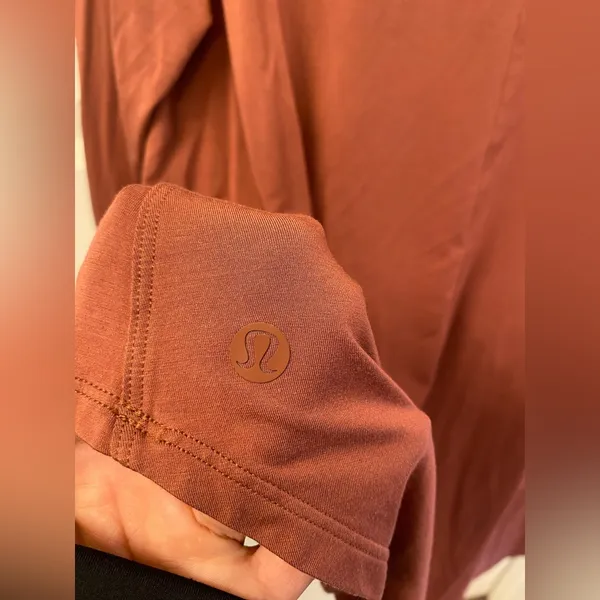 lululemon athletica Terracotta Long Sleeve oversized top - Image 5