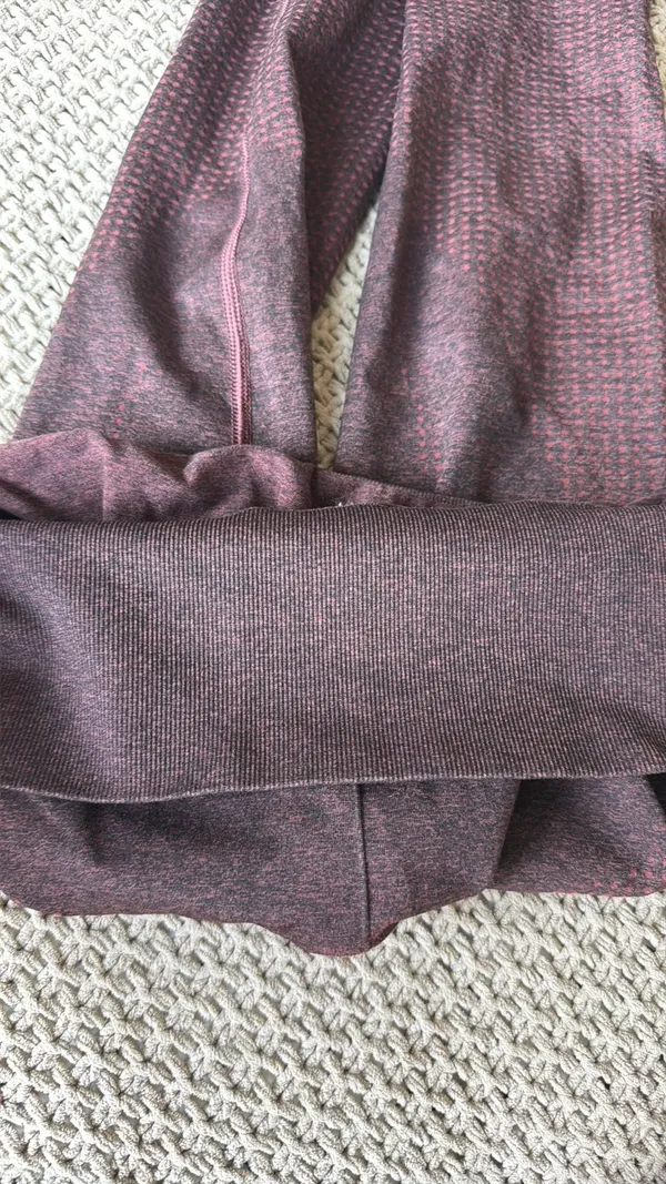Gymshark Red / Burgundy Leggings  - Image 4