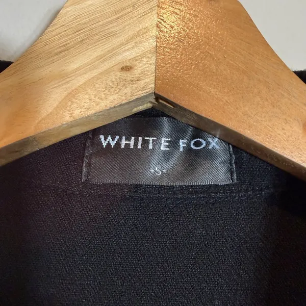 White Fox Feels Like A Holiday Shirt Dress Womens Small Black Micro Mini Pleated - Image 9