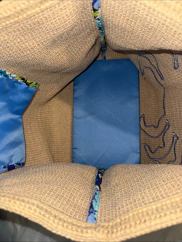 Vera Bradley Blueberry Blooms Seashore Tote Straw Tote Retired - Image 4