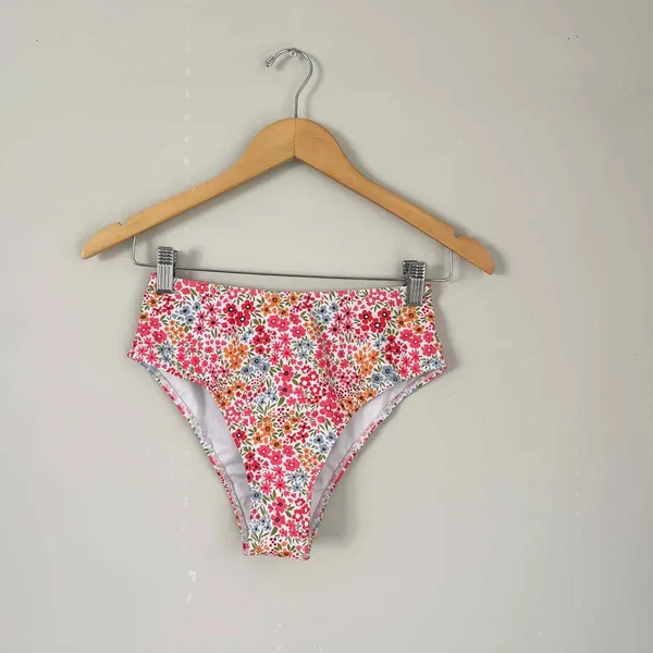 Shein Multi Colored Floral Print Two Piece Bikini Size Small - Image 3