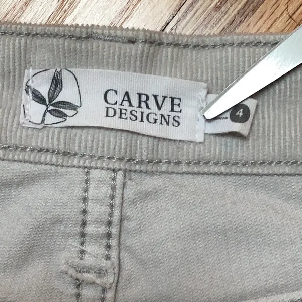 Carve Designs Oahu Shorts 4 inch size 4 - Image 6