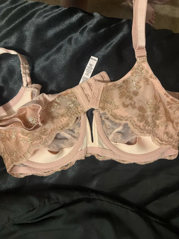 Victoria's Secret Bra - Image 3