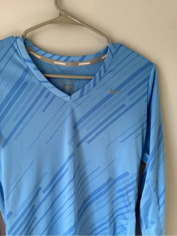 Nike Dri Fit Blue Long Sleeve Athletic Running Top Workout Top Pattern Size M - Image 3