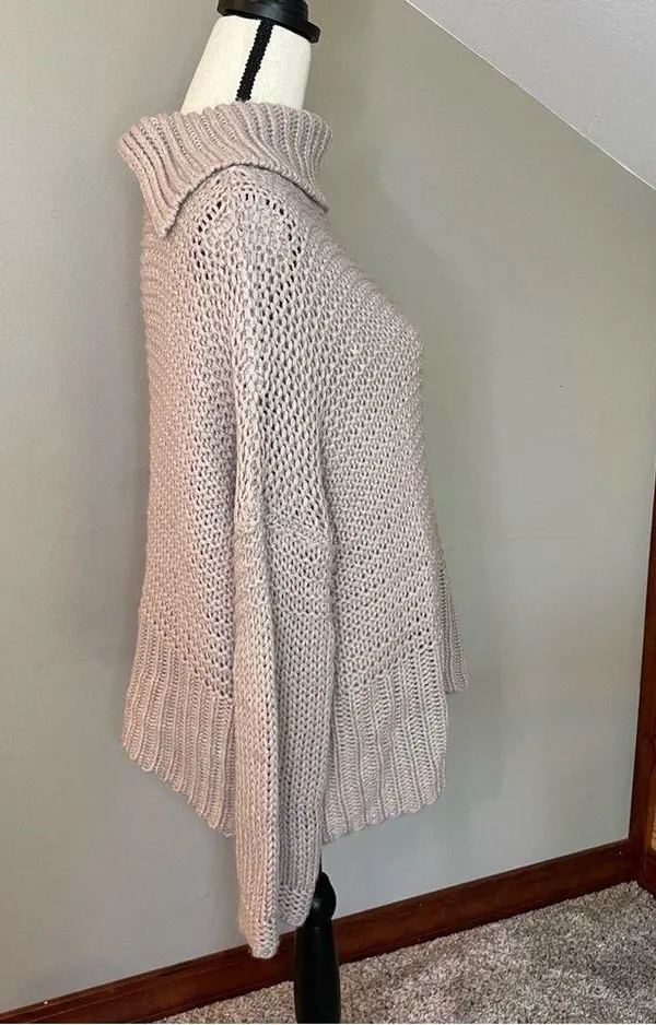 Umgee Grey Lavender Oversized Open Knit Turtleneck Sweater Small - Image 2
