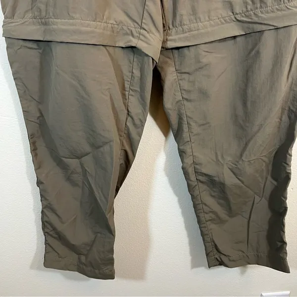 ✨ White Sierra Women’s Zip‎ Off Hiking Pants Medium - Image 3