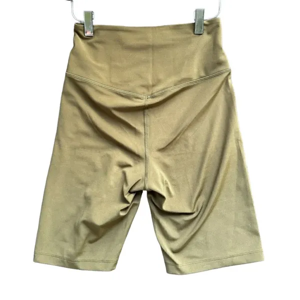 Girlfriend Collective high-waisted bike shorts in khaki green XS - Image 4