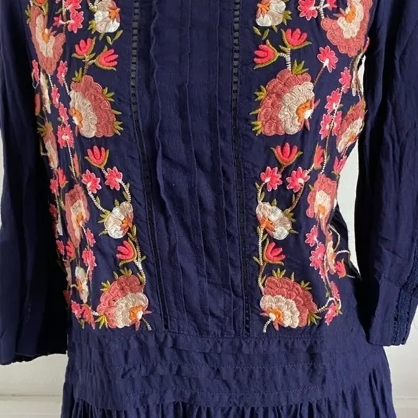 Anthropologie Floreat • Luana Women’s Navy Floral Embroidered Tunic Top Blouse - Image 5